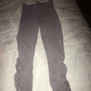 Lululemon leggings size 4